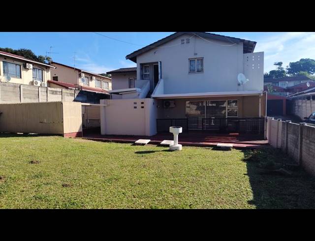 2 BEDROOM APARTMENT FOR SALE IN MALVERN